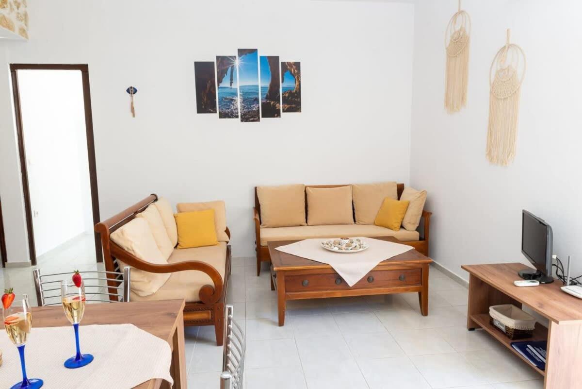 Atlantic Cave Haven-seaside, Fully Equipped * Kolymbia