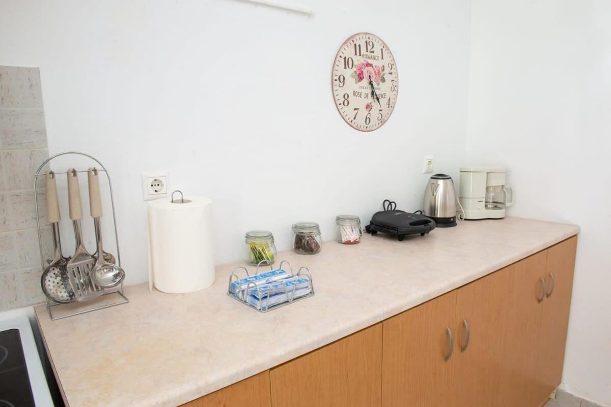 Apartment Atlantic Cave Haven-seaside, Fully Equipped *