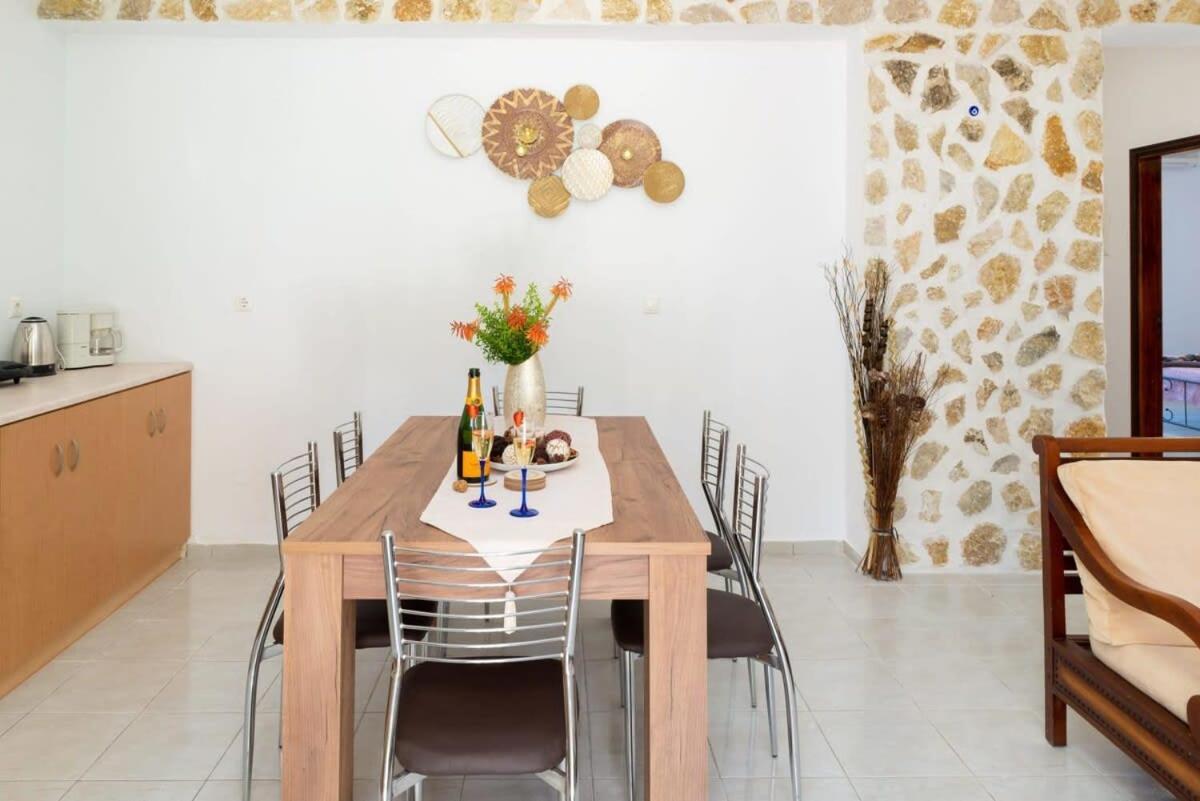 Apartment Atlantic Cave Haven-seaside, Fully Equipped *
